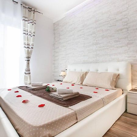 Residenza Larissa Luxury 1 Apartment Verona Exterior photo